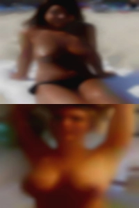 Naked woman mature swinger life 33 years.